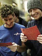 premier post photo
