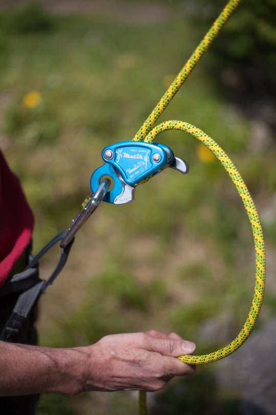 Assisted Breaking Belay Device Review - CAMP Matik 3, 78 kb