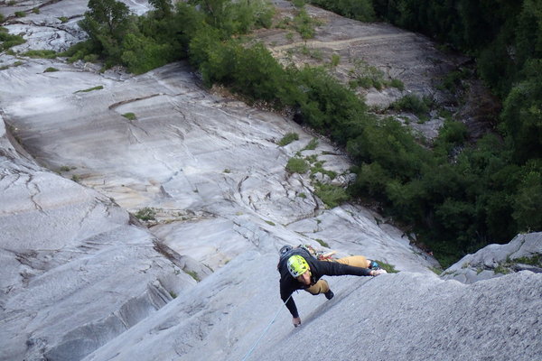Gritstone-esque arêtes anyone? © Robbie Phillips Collection