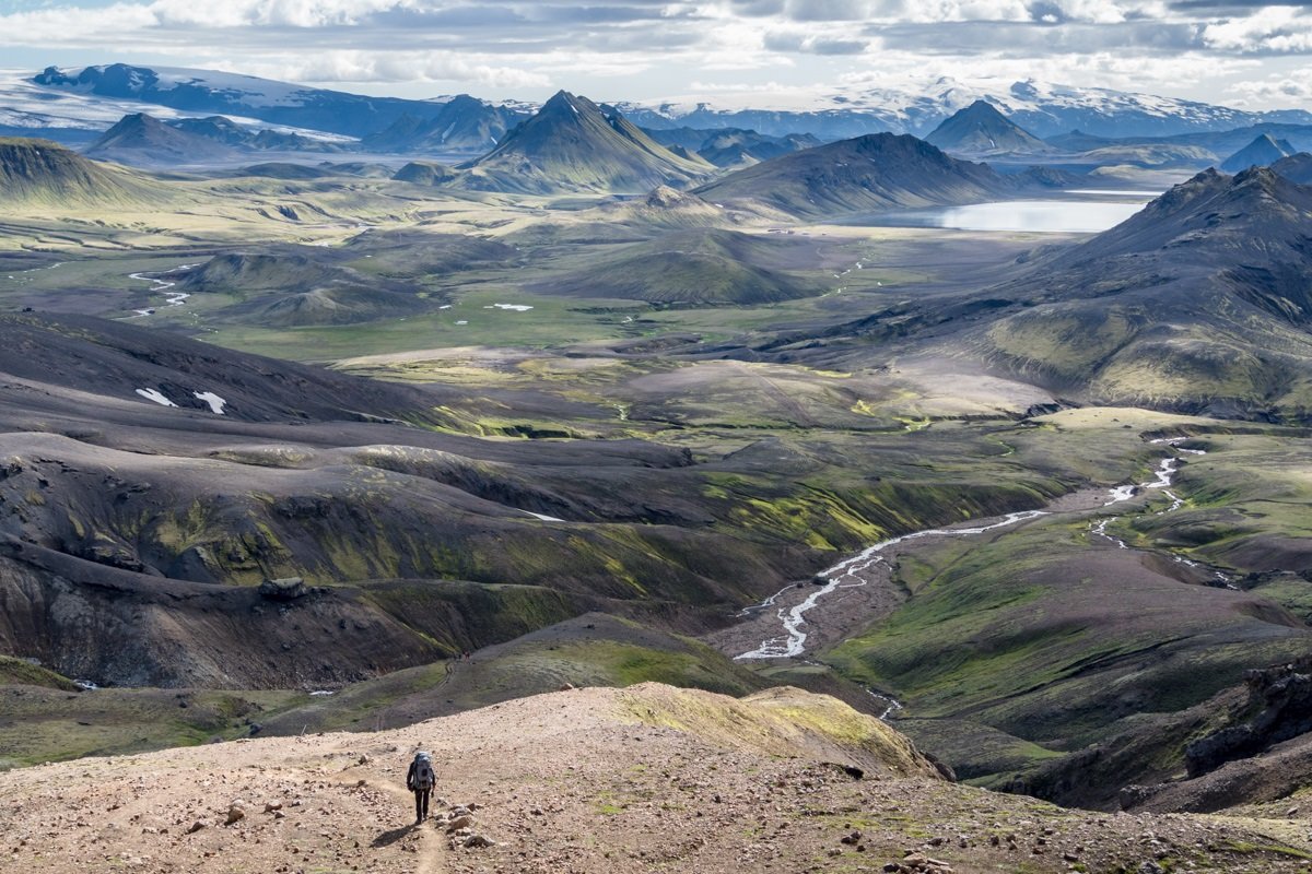 The Tolkienesque Álftavatn Valley resembles a scene from Middle Earth © Purple Peak Adventures