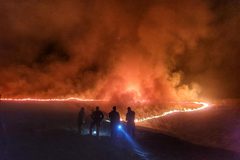 The Marsden Moor fire, pictured on Sunday night © WYFRS Skelmanthorpe Station