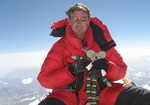 Kenton Cool on the summit of Everest (again!), 3 kb